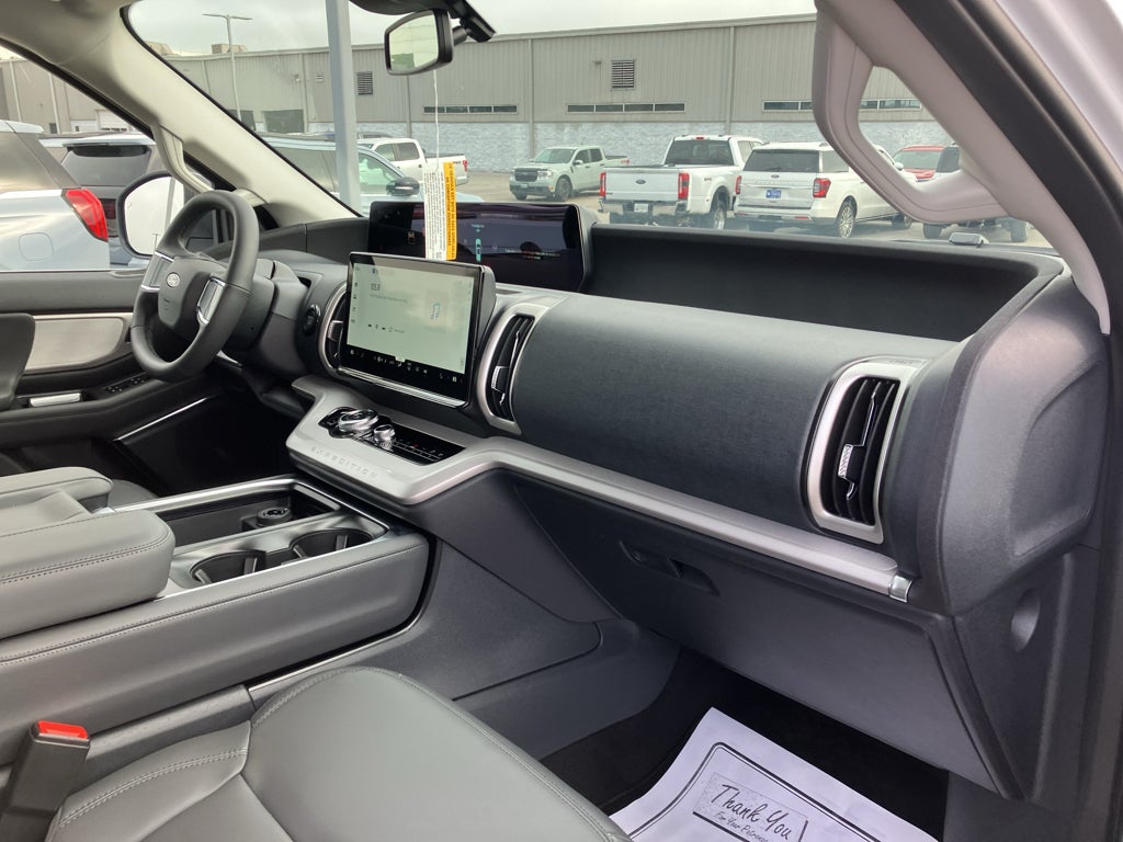 2026 Ford Expedition Active