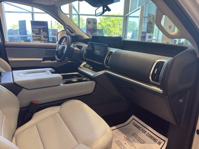 2027 Ford Expedition Platinum