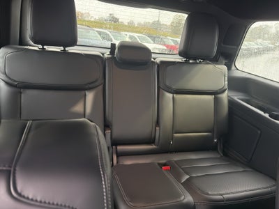 2025 Ford Expedition Platinum®