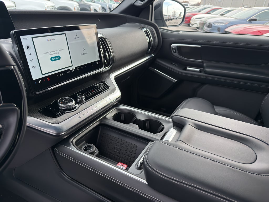 2025 Ford Expedition Platinum®