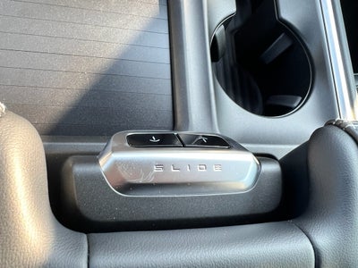 2025 Ford Expedition Platinum®