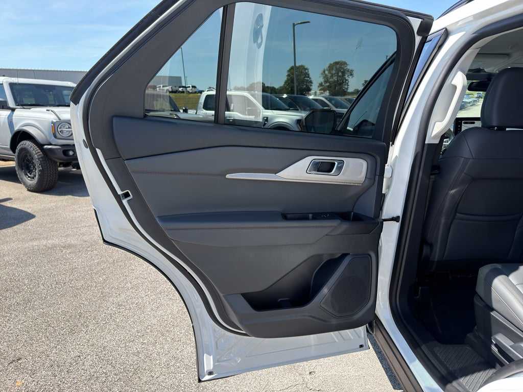 2026 Ford Explorer Active - Photo 25