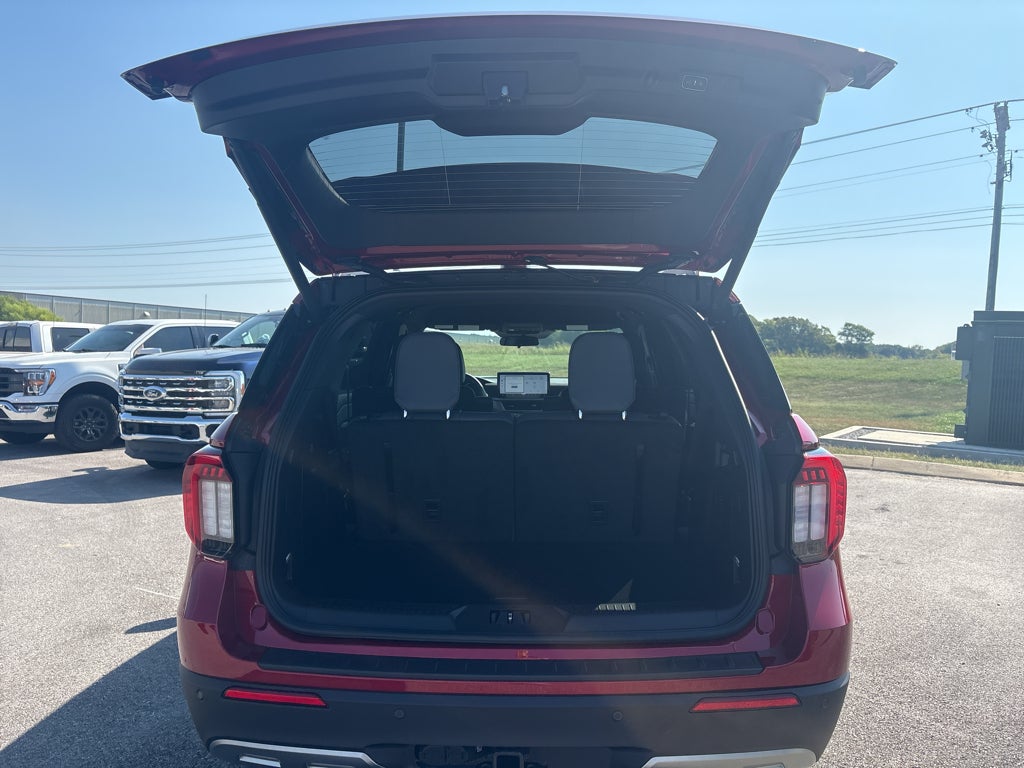2027 Ford Explorer 4DR RWD ACTIVE