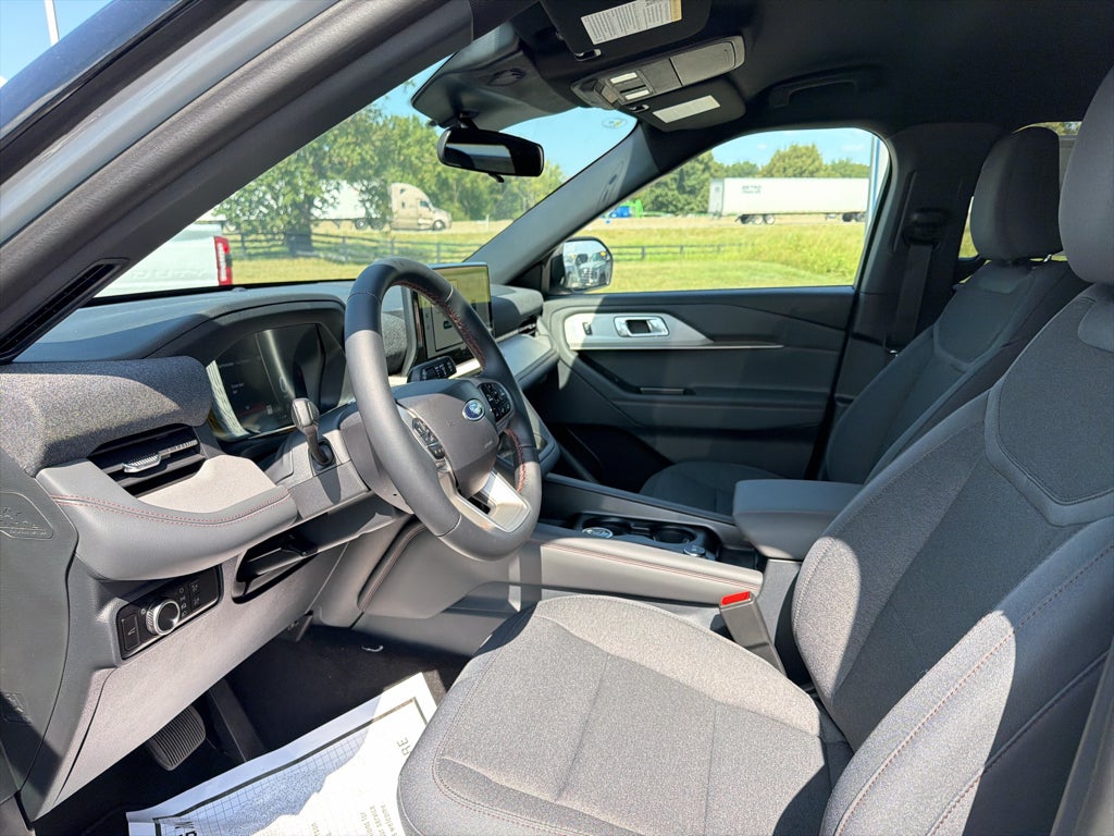 2027 Ford Explorer 4DR RWD ACTIVE