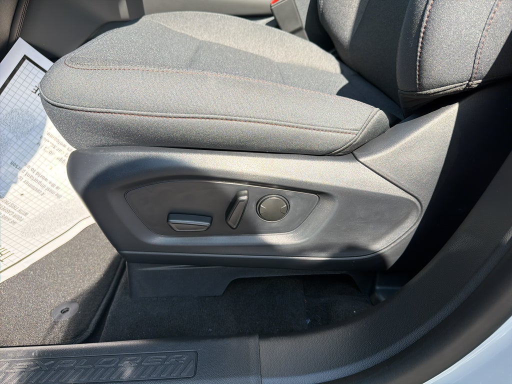 2027 Ford Explorer 4DR RWD ACTIVE