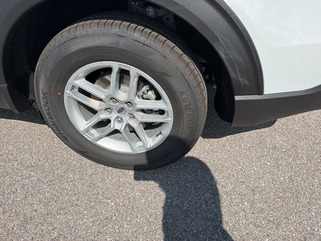 2027 Ford Explorer 4DR RWD ACTIVE
