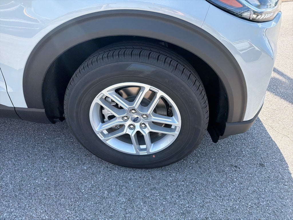 2027 Ford Explorer 4DR RWD ACTIVE