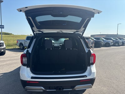 2027 Ford Explorer 4DR 4WD PLTNM