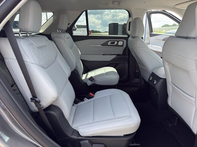 2026 Ford Explorer Platinum™