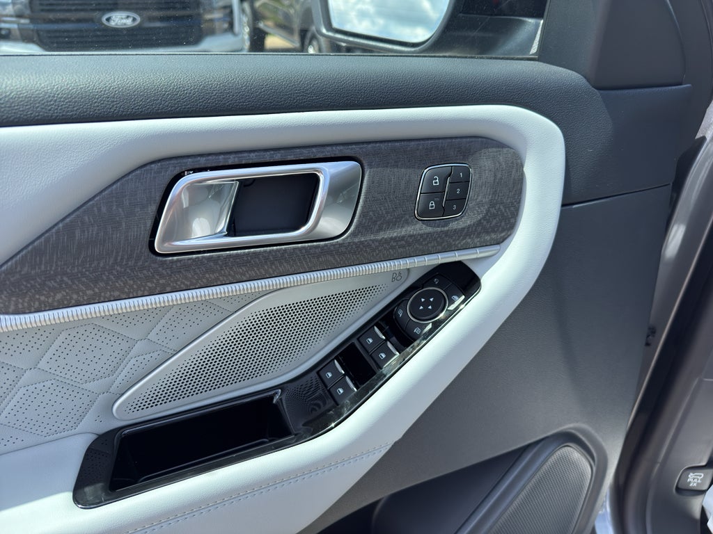 2026 Ford Explorer Platinum™
