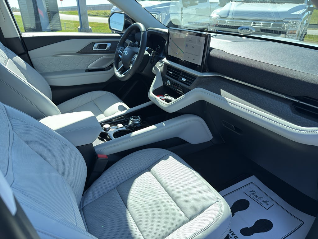 2026 Ford Explorer Platinum™