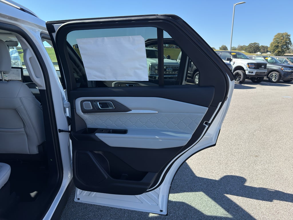 2026 Ford Explorer Platinum™