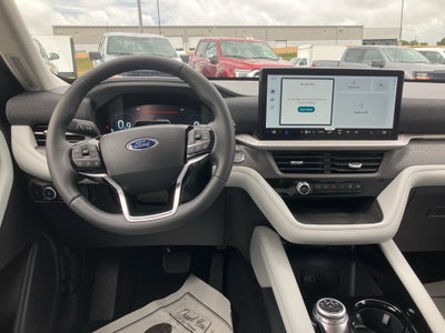 2026 Ford Explorer Platinum™