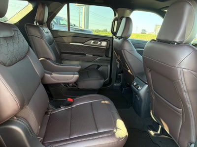 2026 Ford Explorer Platinum™