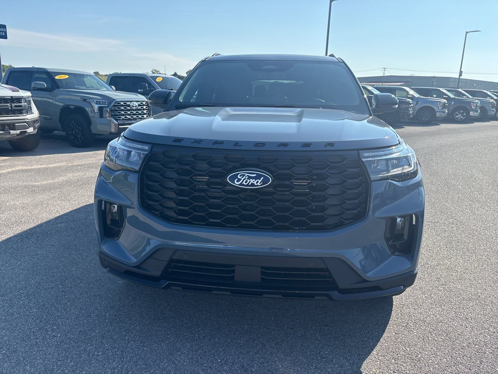 2027 Ford Explorer 4DR 4WD ST-LINE
