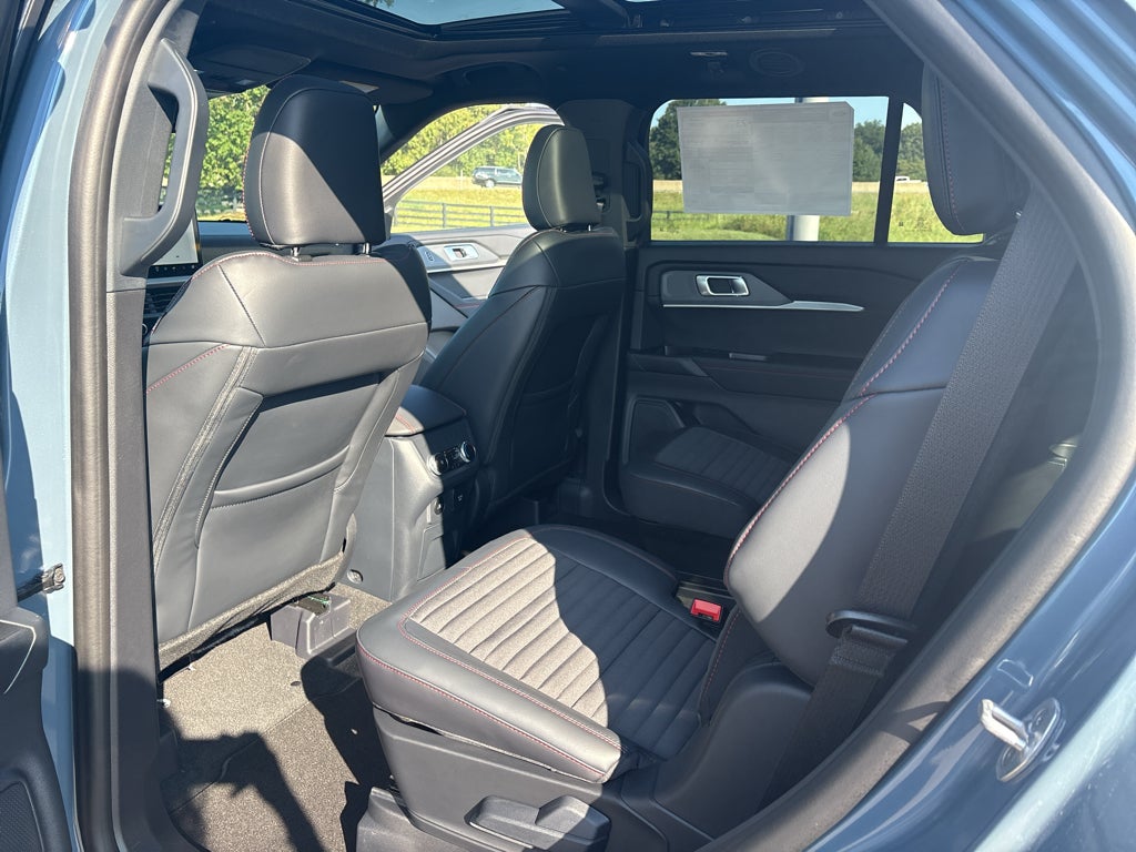 2027 Ford Explorer 4DR 4WD ST-LINE