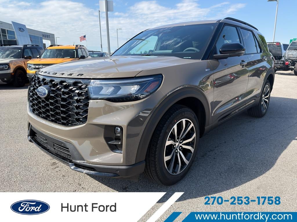 2026 Ford Explorer ST-LINE 4WD's photo