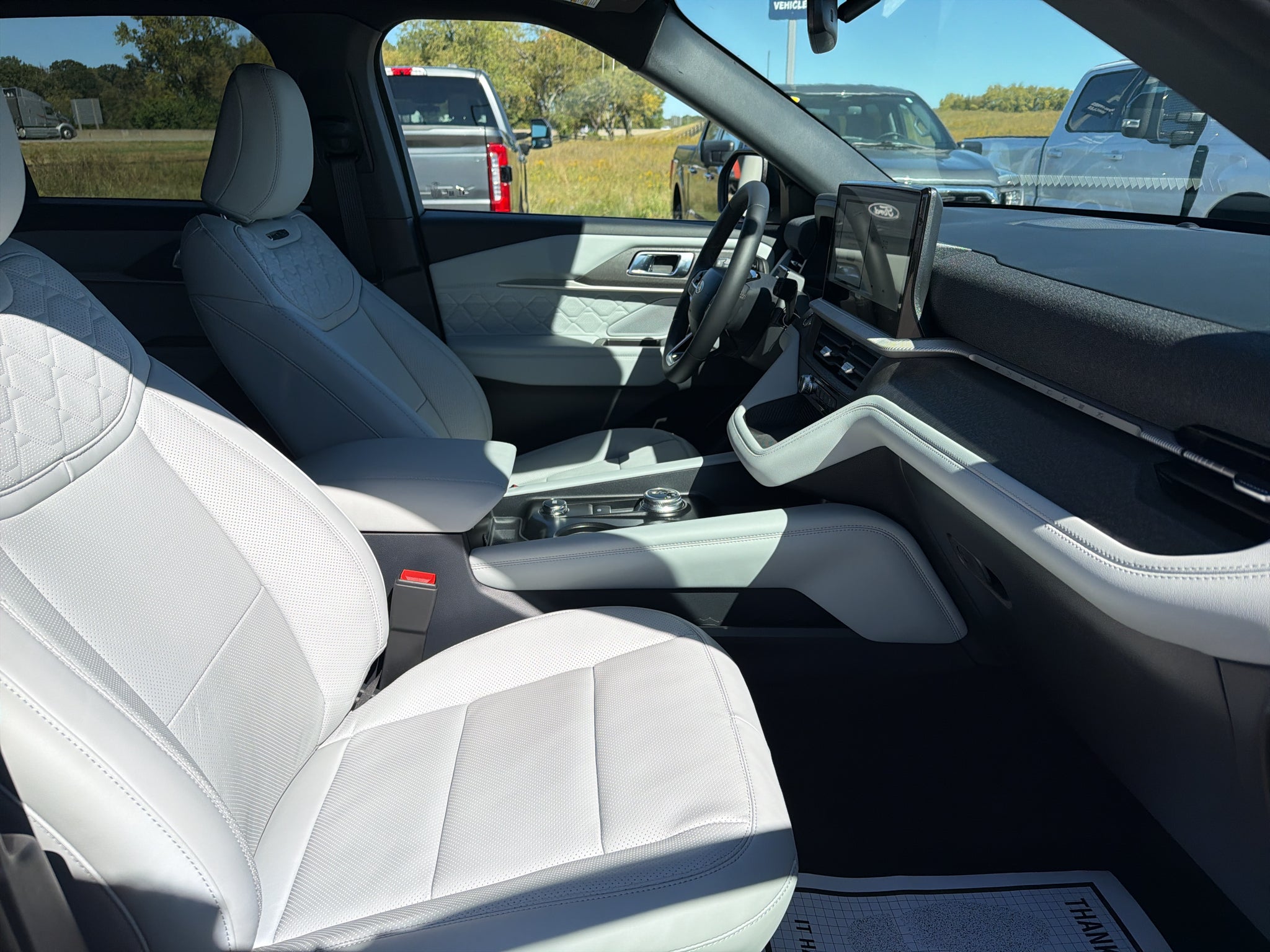 2027 Ford Explorer Platinum™