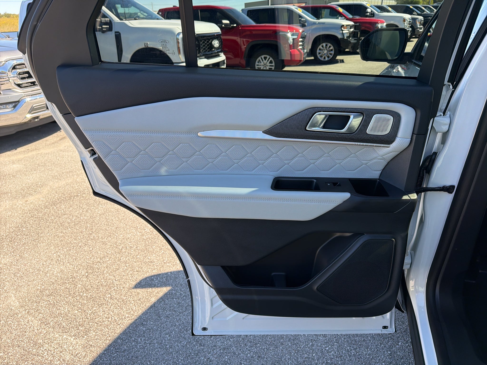 2027 Ford Explorer Platinum™