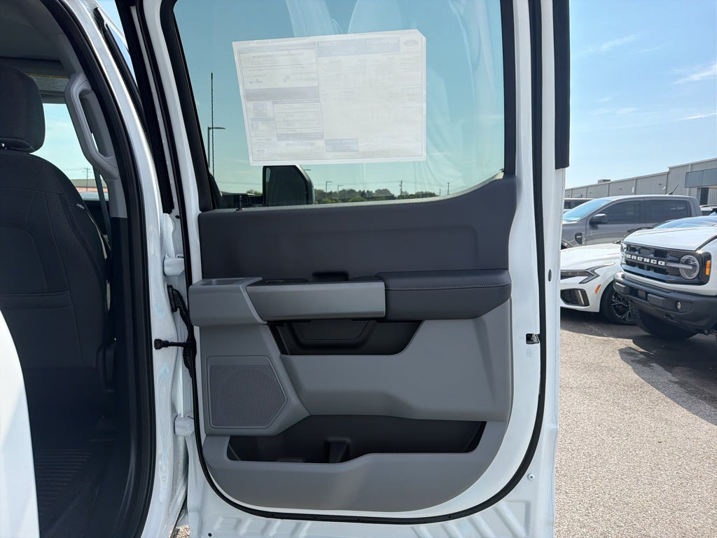 2027 Ford F-250 F-250® XLT