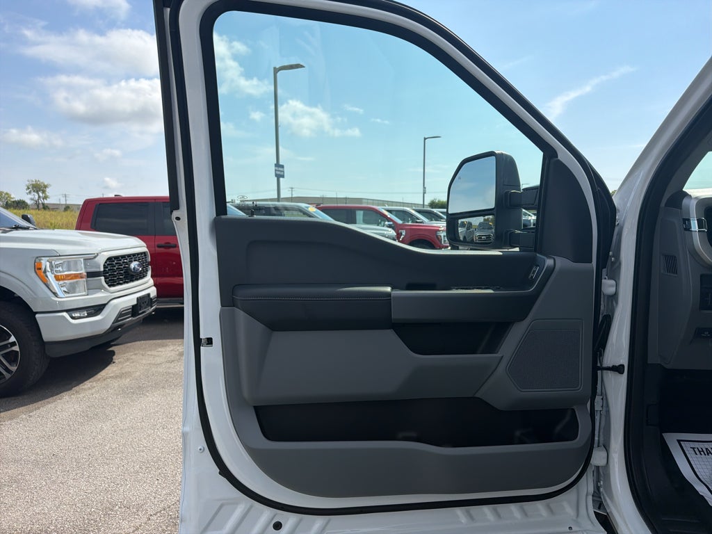 2027 Ford F-250 F-250® XLT