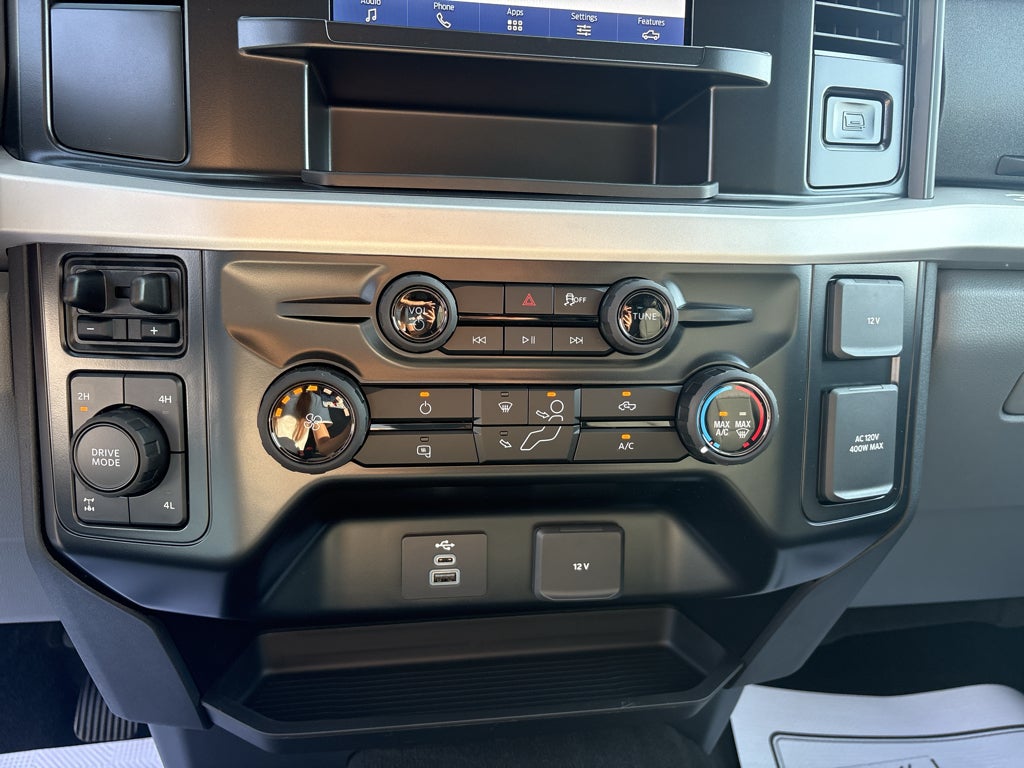 2027 Ford F-250 F-250® XLT