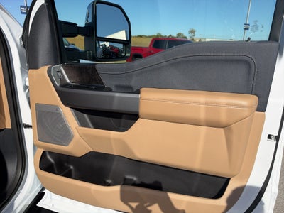 2027 Ford F-250 F-250® Lariat®