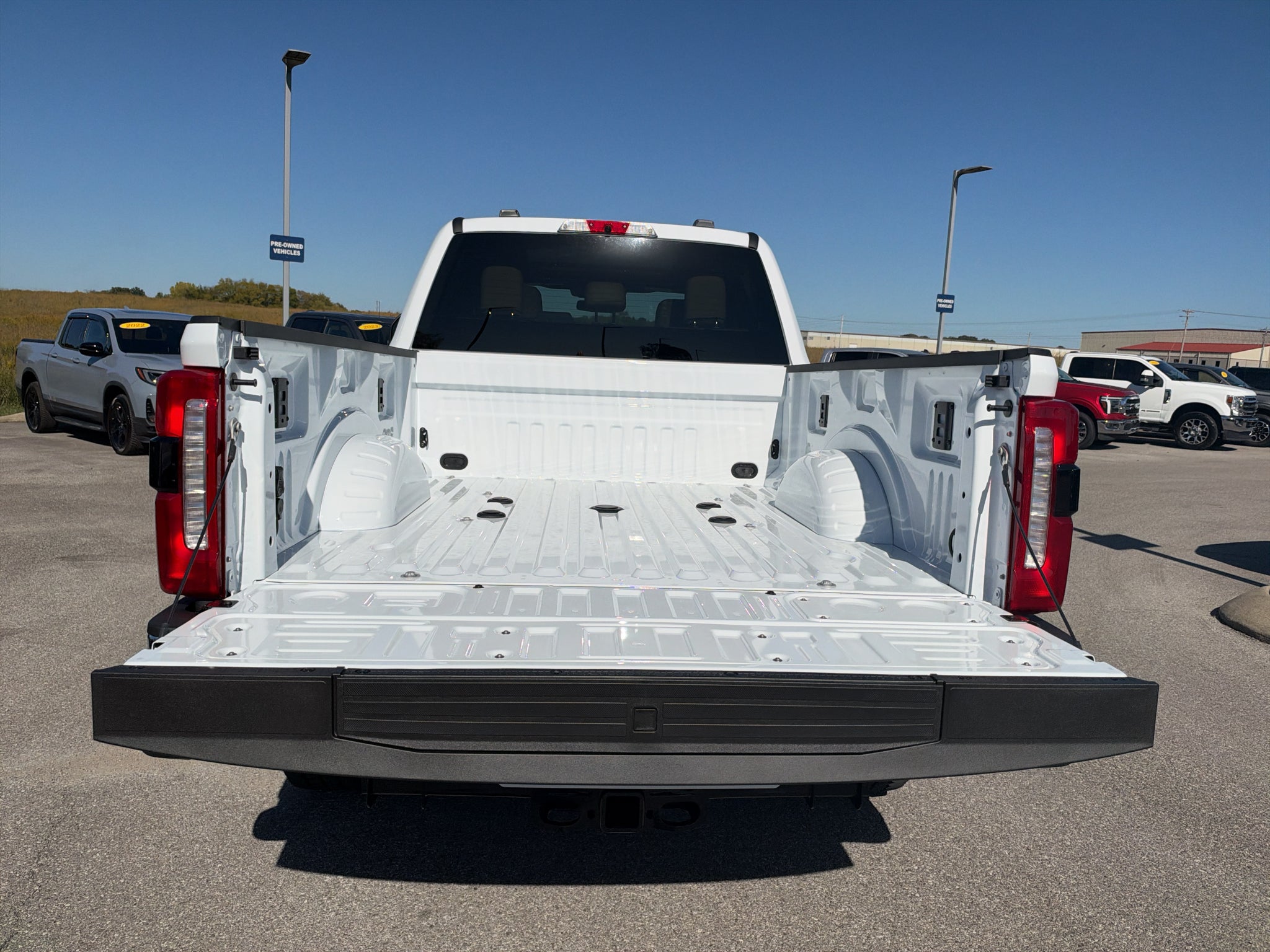 2027 Ford F-250 F-250® Lariat®