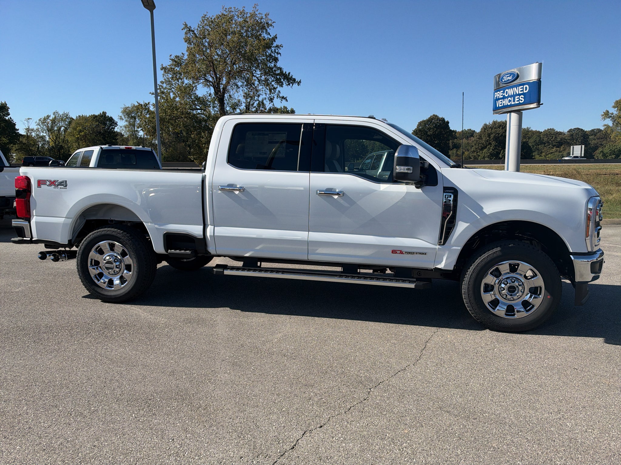 2027 Ford F-250 F-250® Lariat®