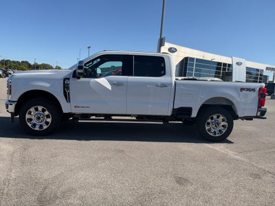 2027 Ford F-250 F-250® Lariat®