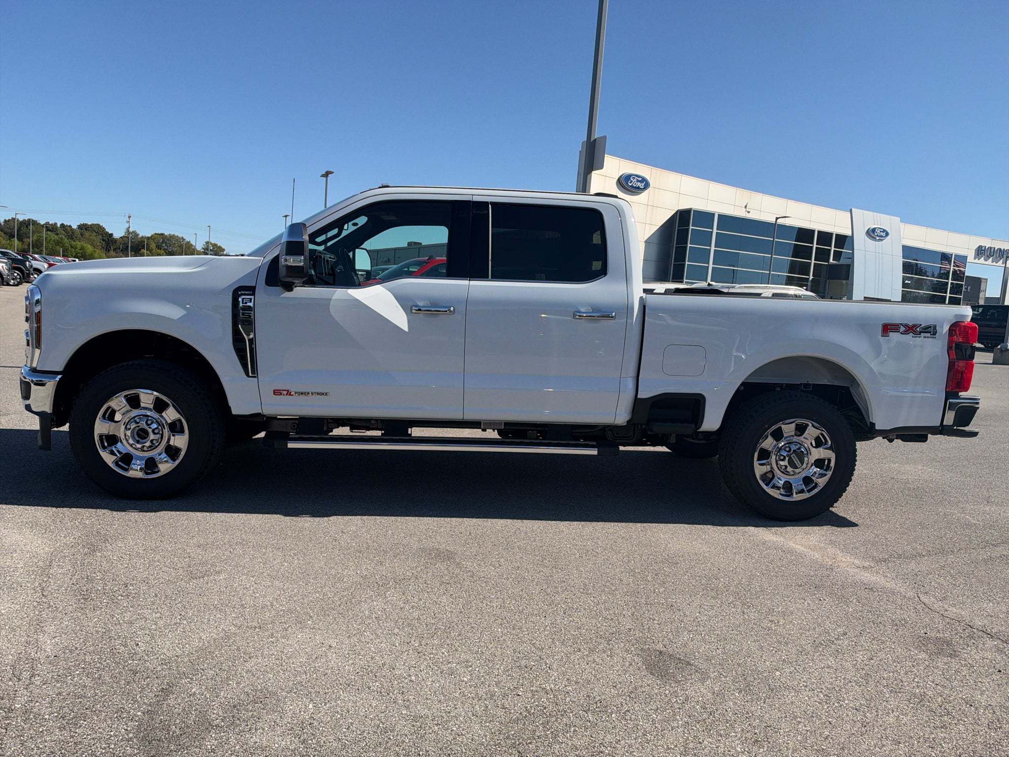 2027 Ford F-250 F-250® Lariat®