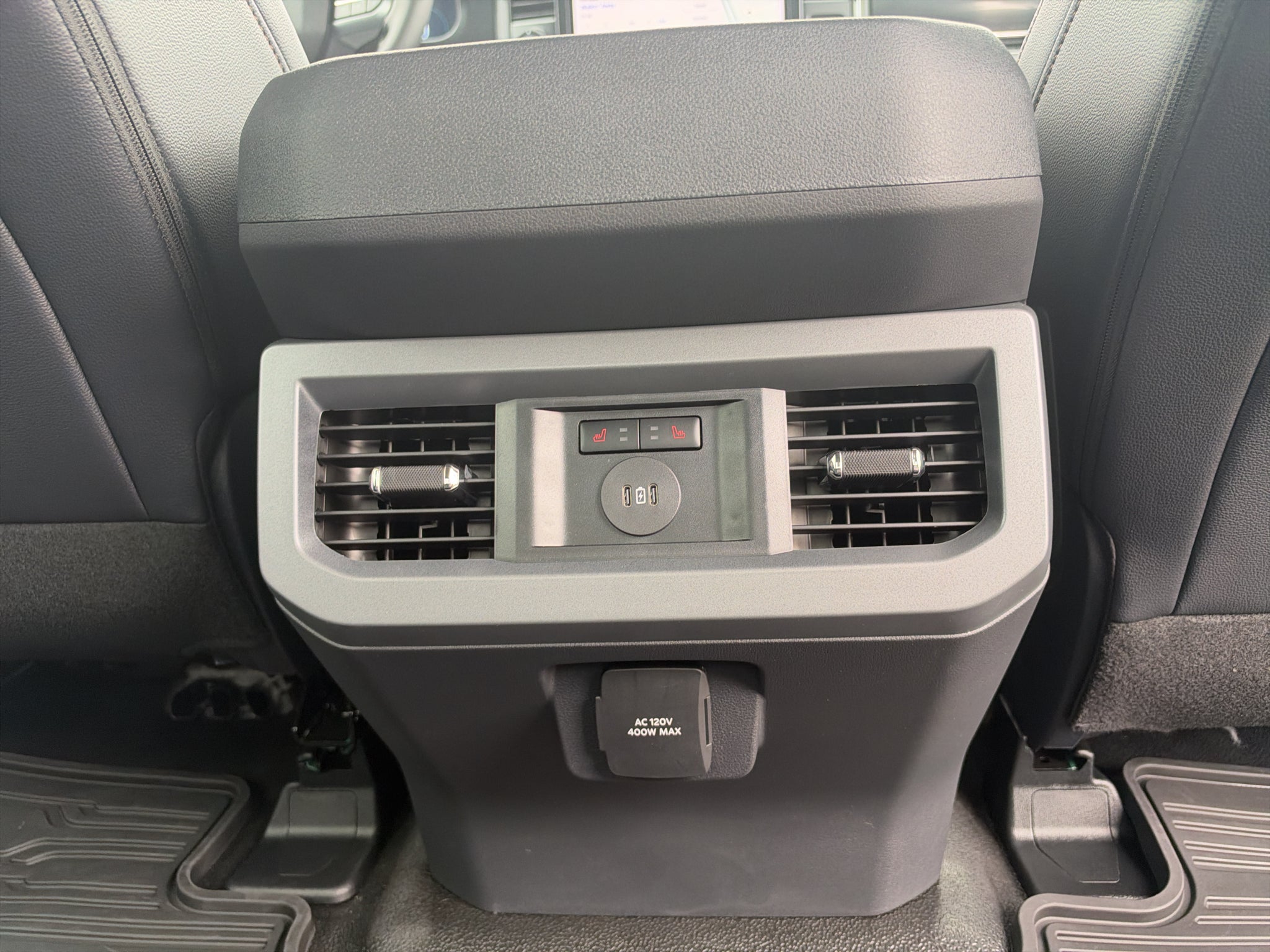 2027 Ford F-250 F-250® Lariat®