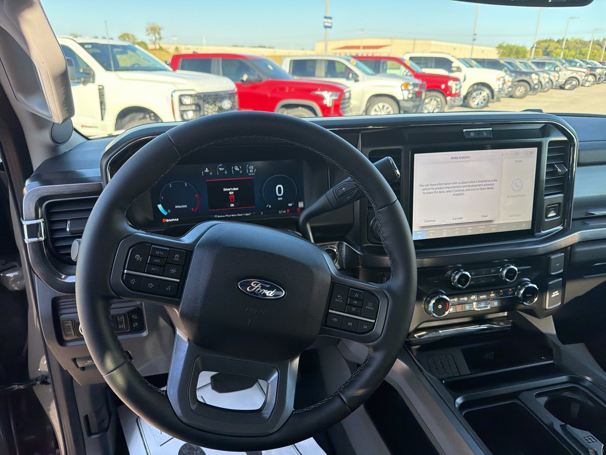 2027 Ford F-250 F-250® Lariat®