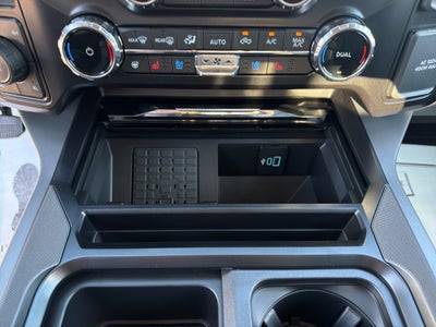 2027 Ford F-250 F-250® Lariat®