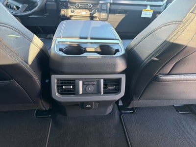 2027 Ford F-250 F-250® Lariat®