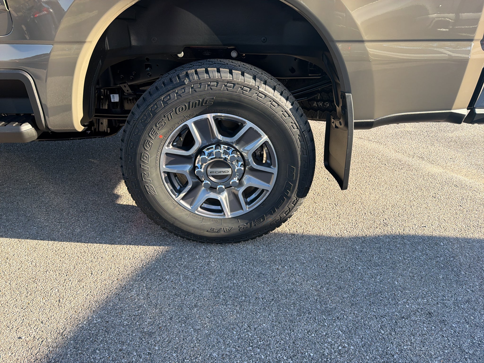 2027 Ford F-250 F-250® Lariat®