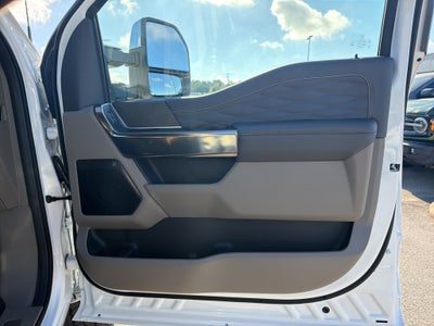 2027 Ford F-250 F-250® Platinum®