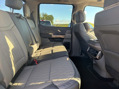 2027 Ford F-250 F-250® Platinum®