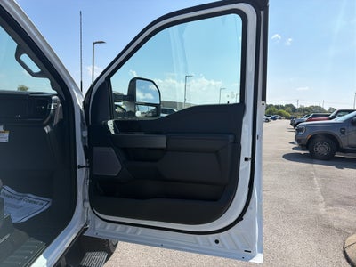 2027 Ford F-250 F-250® Lariat®