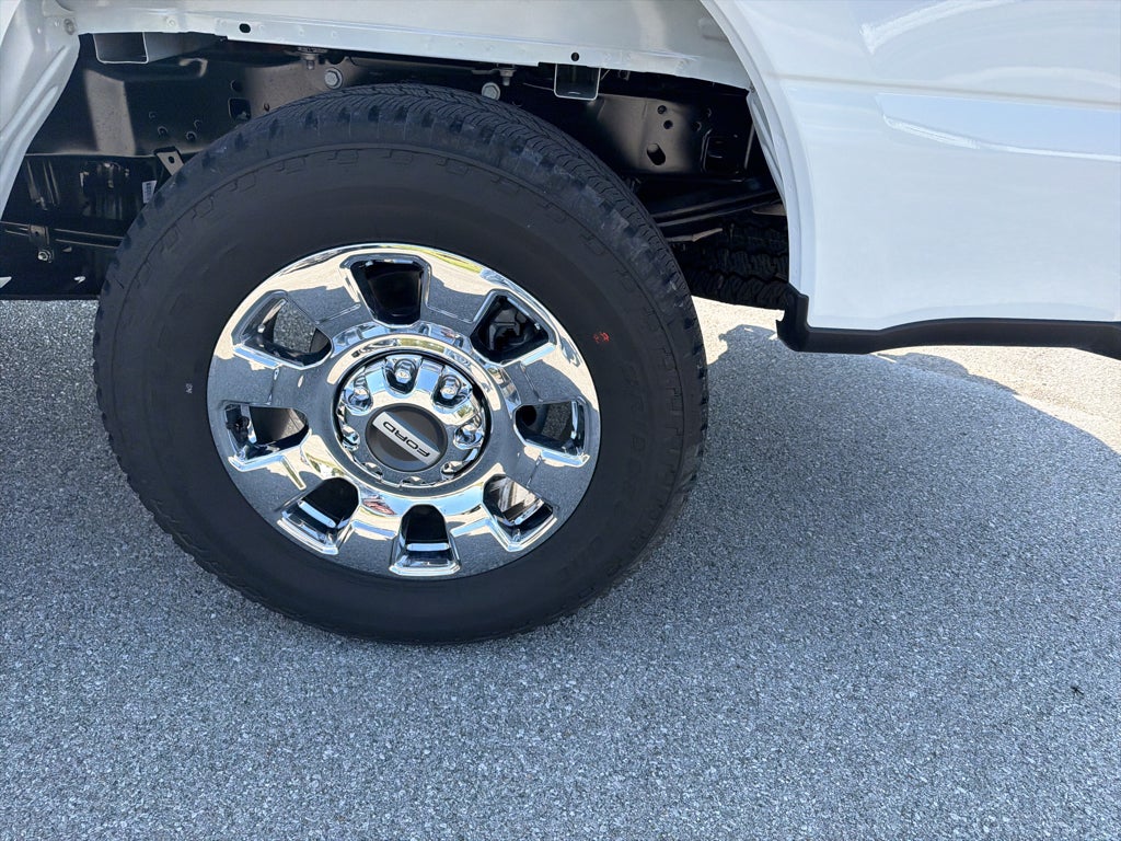 2027 Ford F-250 F-250® Lariat®