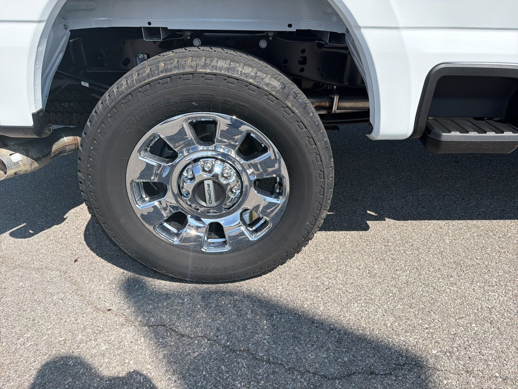 2027 Ford F-250 F-250® Lariat®