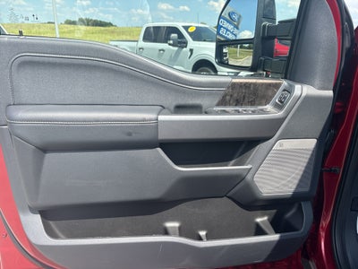 2027 Ford F-250 F-250® Lariat®