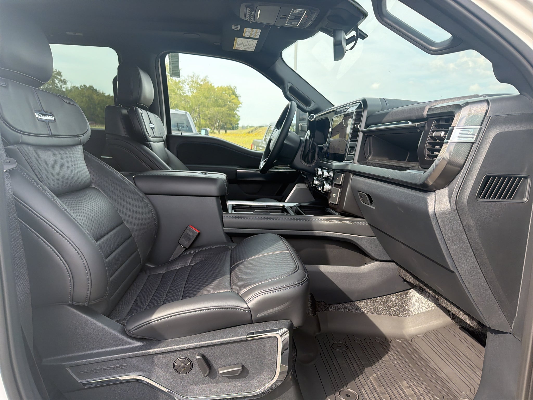 2027 Ford F-250 F-250® Platinum®