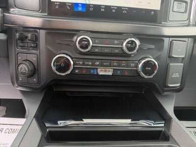 2027 Ford F-250 F-250® Lariat®