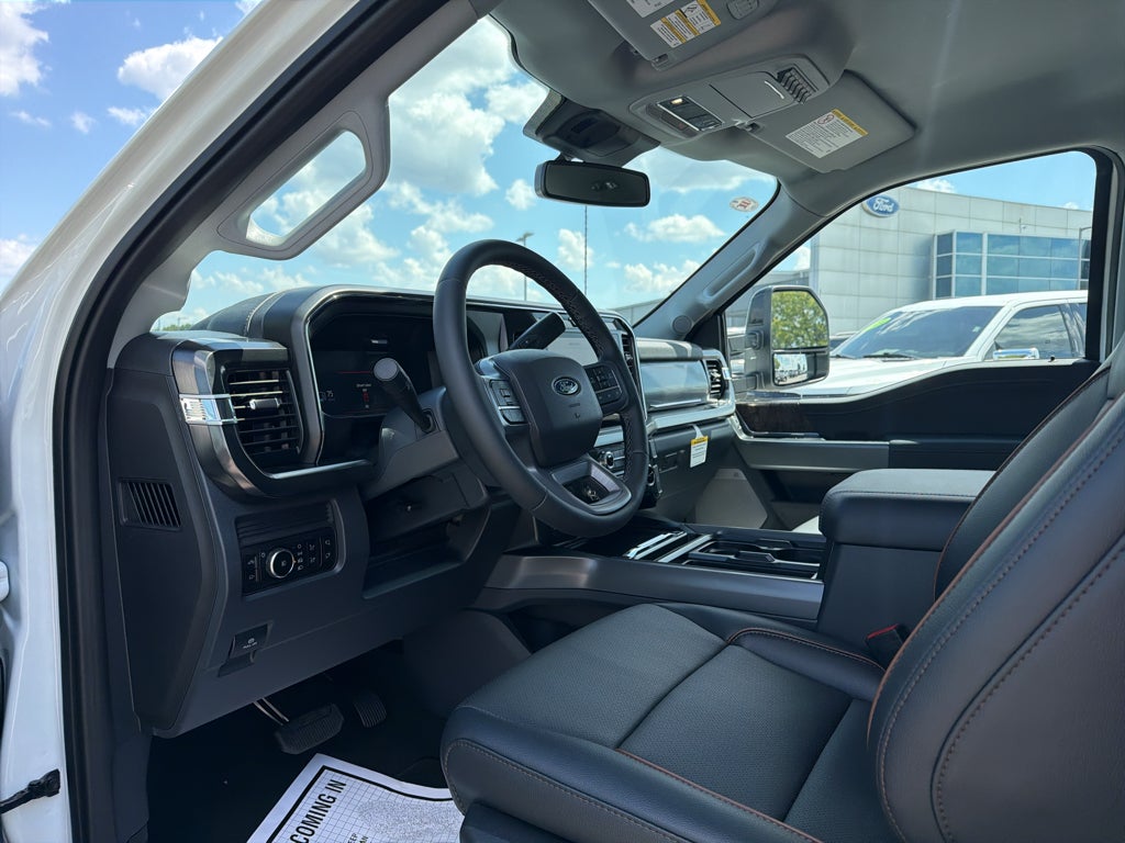 2027 Ford F-250 F-250® Lariat®