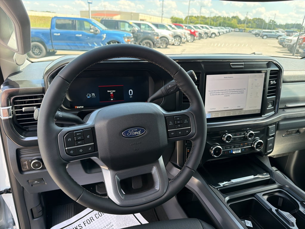 2027 Ford F-250 F-250® Lariat®