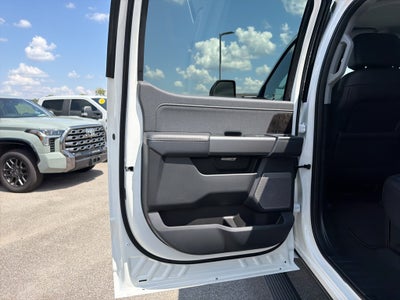 2027 Ford F-250 F-250® Lariat®
