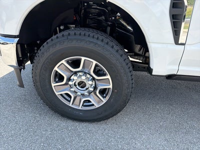 2027 Ford F-250 F-250® Lariat®