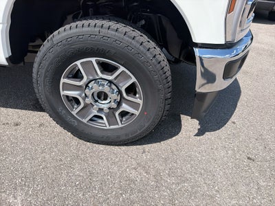 2027 Ford F-250 F-250® Lariat®