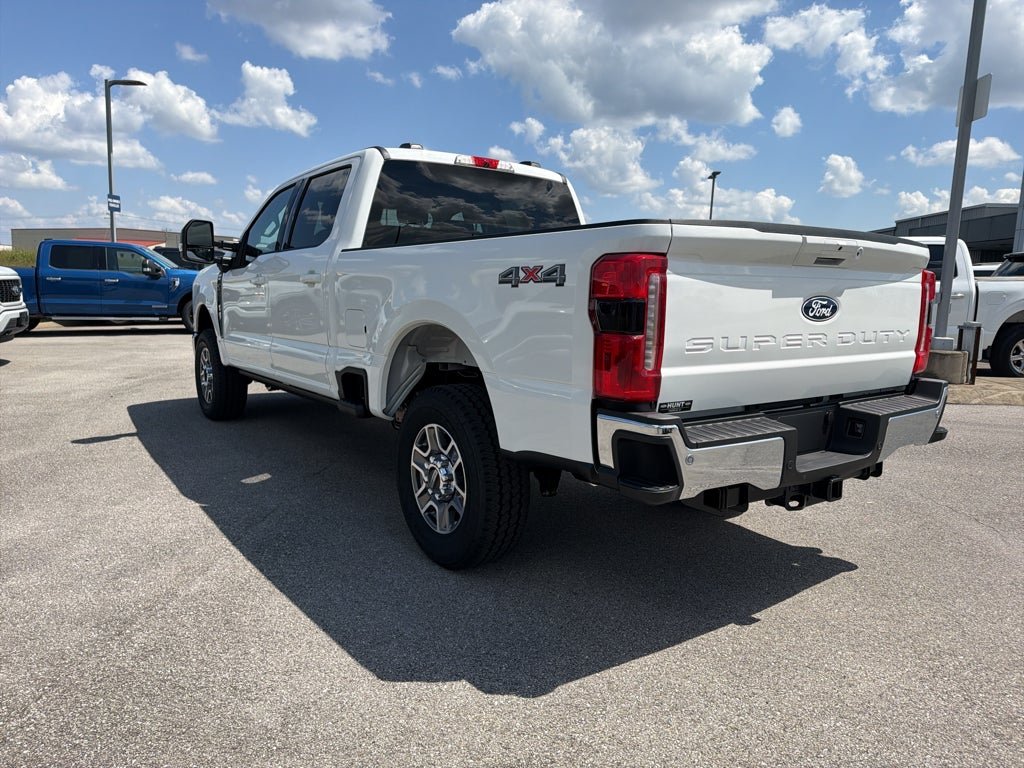 2027 Ford F-250 F-250® Lariat®